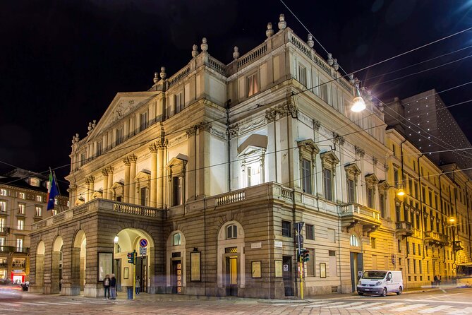 Milan Walking Tour with Audioguide on Your Smartphone - Santa Maria del Carmine: fresco spotting without a lecture