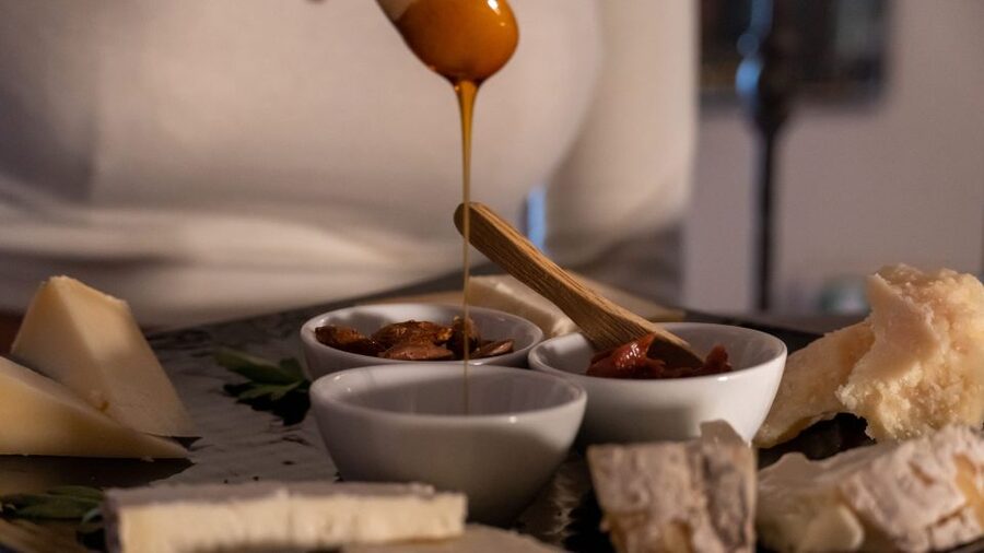 Milan: Wine Tasting Experience in the City Centre - Food pairing that actually feels local