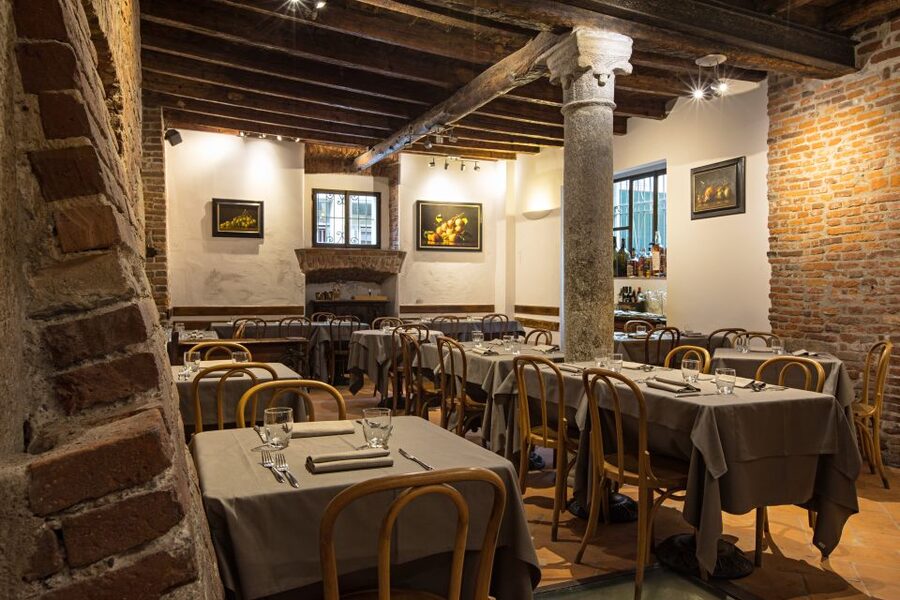 Milan: Wine Tasting Experience in the City Centre - Price and value: what $53 buys you in central Milan