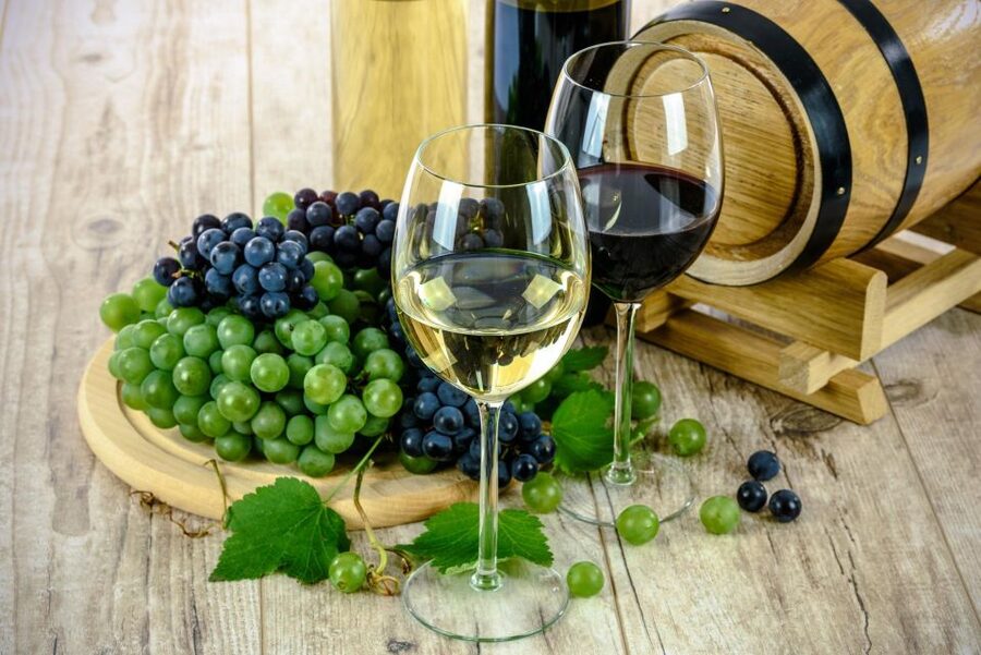Milan: Wine Tasting with an Italian Sommelier - Price and value: is $102 for 1 hour worth it?