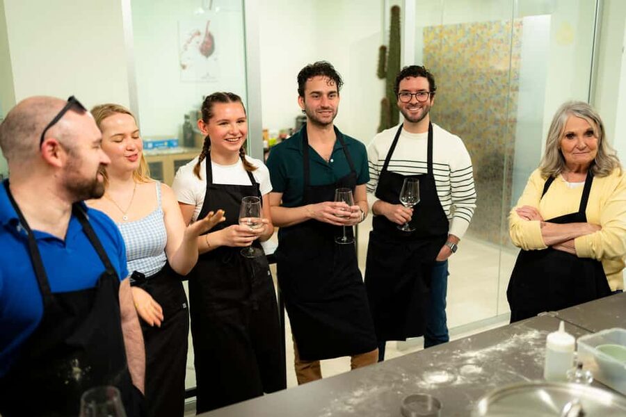 Pizza and Tiramisu Cooking Class with Wine in Milan - Vegetarian and Gluten-Free Options (And How to Plan)