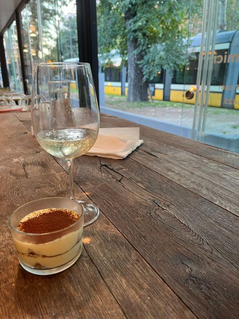 Pizza and Tiramisu Cooking Class with Wine in Milan - Meeting the Chef and Getting Set Up in a Real Milan Kitchen