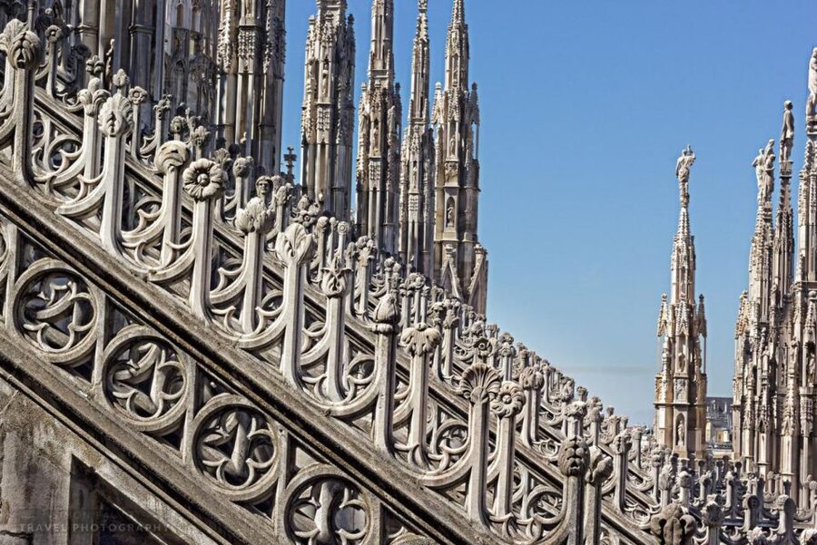 Private Highlights of Milan Bike Tour - Sforza Castle and Arco della Pace: the view-out-loud monuments