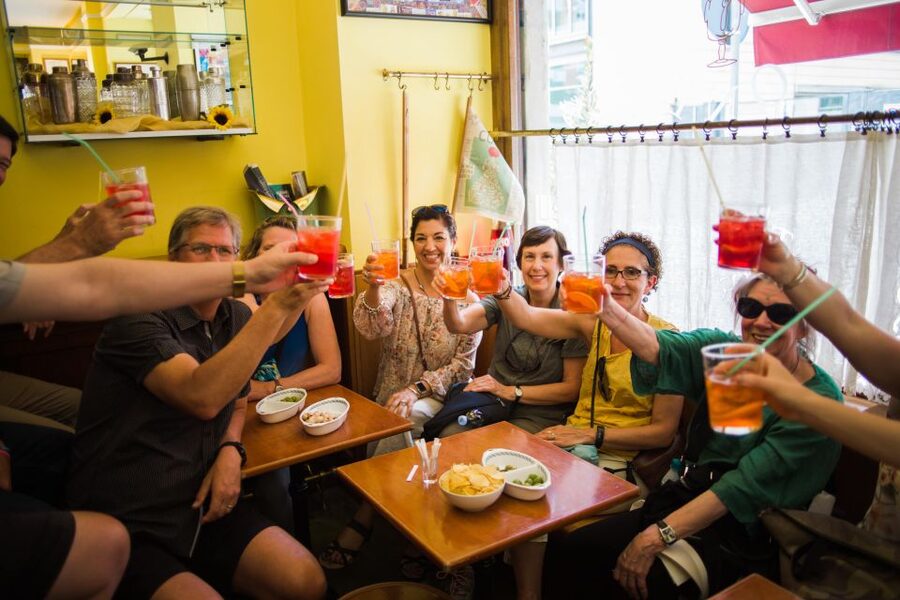 Private Original Milan Food Tour on Foot - Guide quality: the difference between eating and understanding