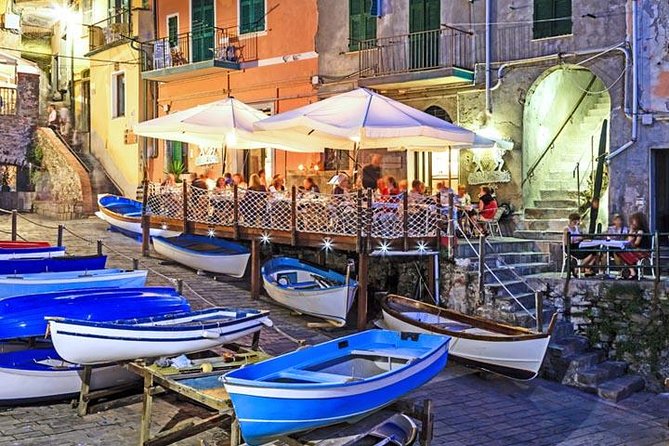 Private Tour of the Cinque Terre from Milan - Monterosso Start: Meet Your Guide and Get Oriented