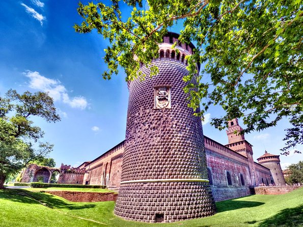 Sforza Castle and Michelangelo's Pietà Rondanini guided experience - Who this tour suits best (and who should consider private)