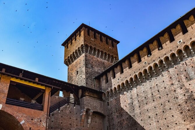 Sforza Castle guided tour - Small Group -Skip-the-line - Meeting at Piazza Castello at 2:30 pm (and keeping it stress-free)