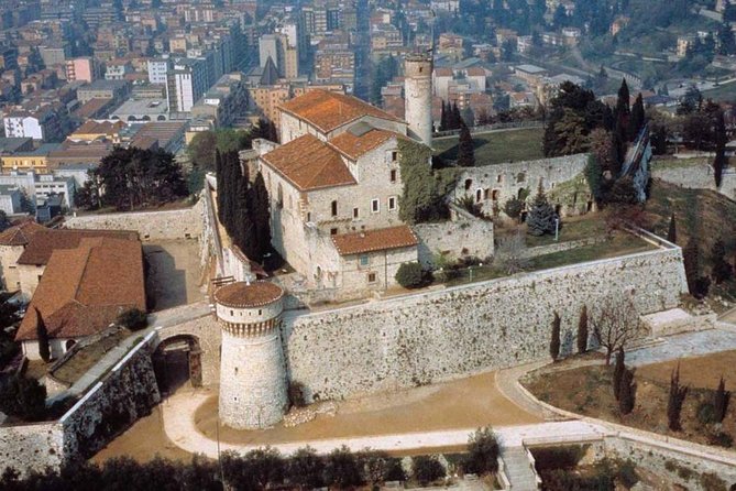 Sirmione Lake Garda private guided tour from Milan - Why Private Guiding Matters on a Day Like This