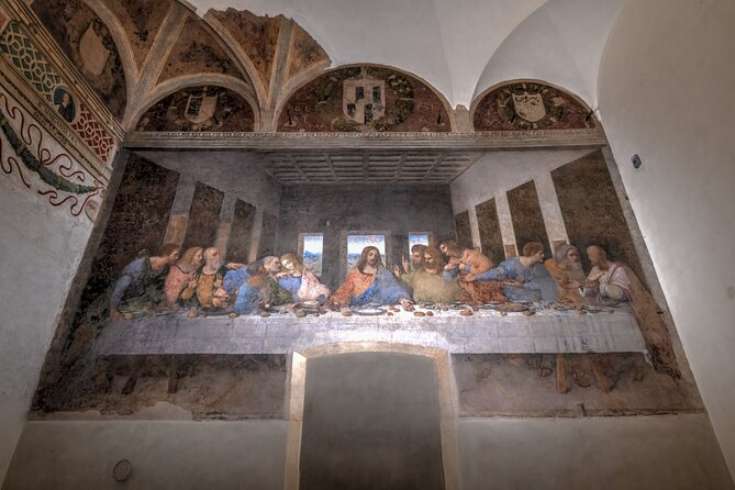 Skip-the-line Duomo Cathedral Private Tour & Rooftop Access - Stop at Intesa Sanpaolo Bank: a quick start you don’t have to think about