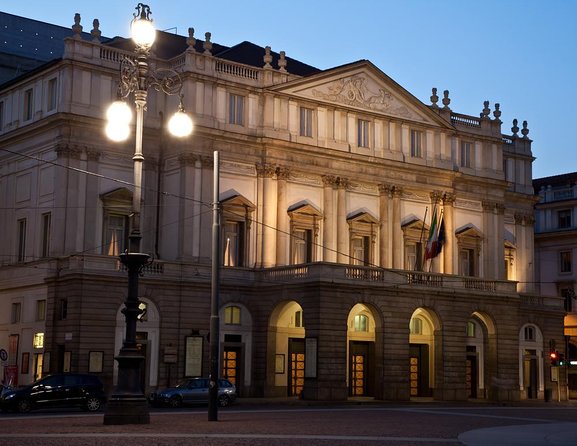Skip the line La Scala Theatre Guided Tour Experience - Quick Hits Before You Go