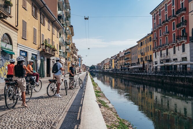 Small-group Milan Highlights e-Bike Tour - Meeting point, timing, and the first bike check
