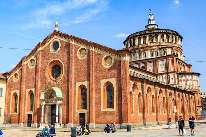 Step Into History: Leonardo Vinci's Last Supper Tour - Entering Santa Maria delle Grazie: where the tour starts