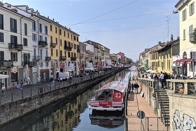 Sunset Navigli Boat Tour in Milan with Optional Aperitivo - What the ride feels like: sound, comfort, crowds, and photo visibility