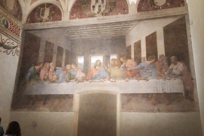 The Last Supper Tour with Angela - Meeting at Piazza di Santa Maria delle Grazie: time matters