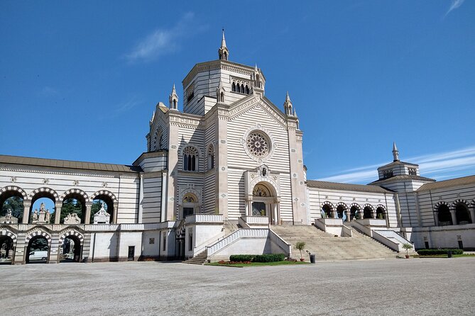 The Monumental Cemetery of Milan guided experience - Timing Tips: When to Go and How to Stay Comfortable