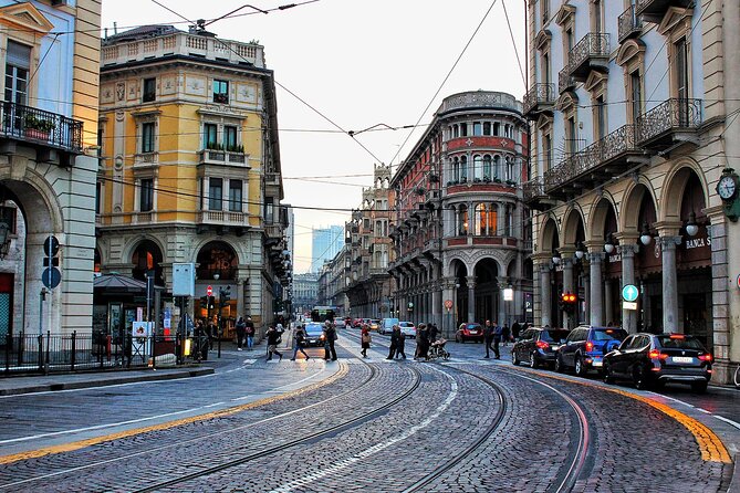 Turin Full-Day guided tour. Departure from Milan - Stop 3: Piazza Castello and the landmark view web
