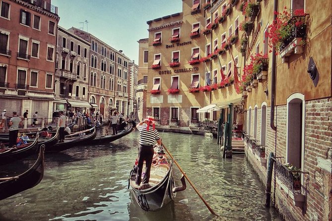 Venice Day Trip from Milan with Guided City Tour - Milan to Venice by Coach: The Real Logistics Check