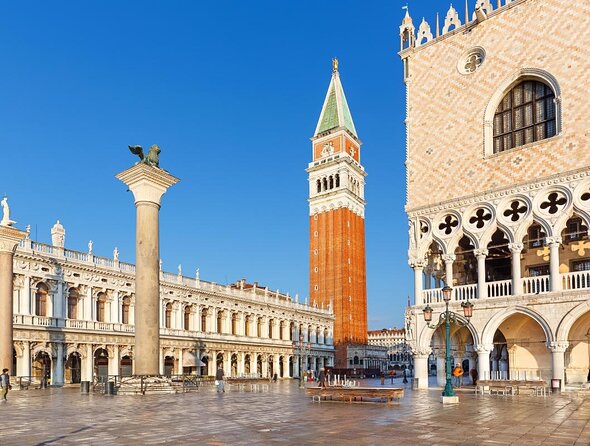 Venice Full-Day private Tour From Milan. Hotel pick up - Rialto Bridge viewpoints, then a Grand Canal water-level reset