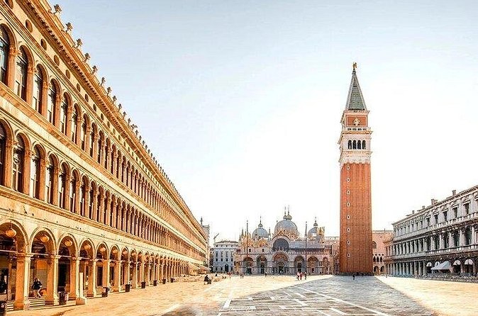Venice Full-Day Tour from Milan with Boat Cruise Across the Canal - Your 4 hours in Venice: how to use free time wisely