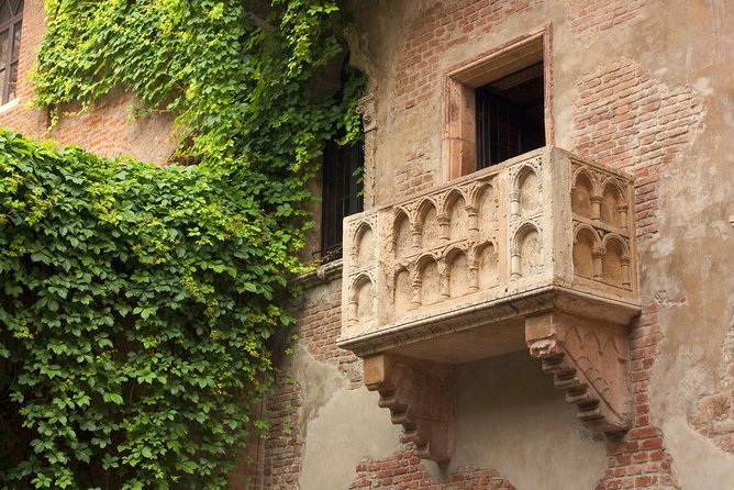 Verona & Lake Garda with Boat Cruise: Full-Day Tour from Milan - Key points to know before you go