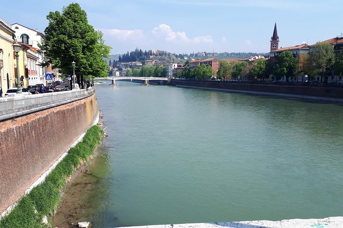 Verona & Lake Garda with Boat Cruise: Full-Day Tour from Milan - Free time in Verona and Lake Garda: how to make it yours