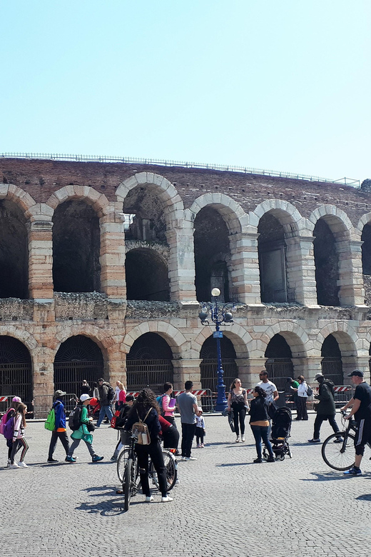 Visit of Verona and Lake Garda. Full day tour from Milan - Meeting in Milan: the Excelsior Hotel Gallia setup
