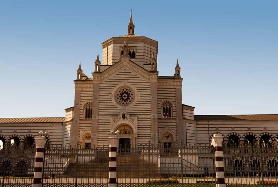 Visita Guidata al cimitero Monumentale di Milano - Why Cimitero Monumentale feels like Milan, not just a cemetery