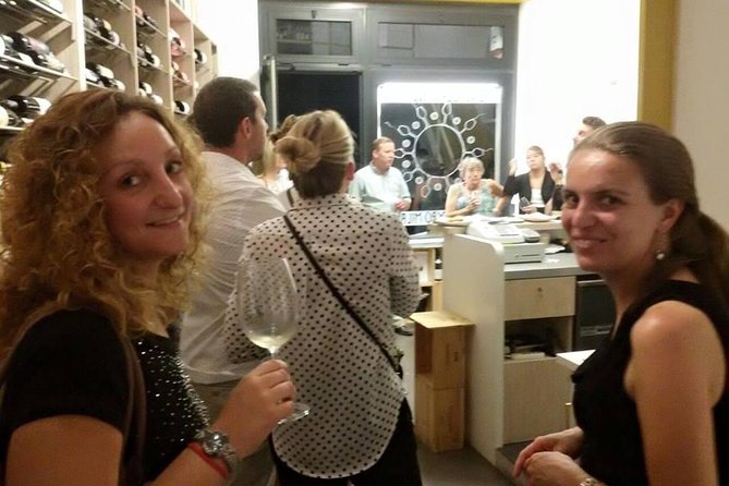 Wine Class and Tasting in Milan - Semi Private tour - Four Italian wines and a real pairing, not just free cheese